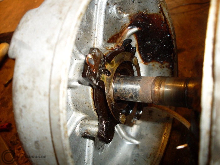 corvintaurus_eigenbau_drehbank_motor_6