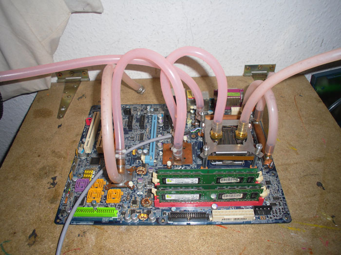 corvintaurus_amd_phenom_x4_955_abschliessende_bilder_07.jpg